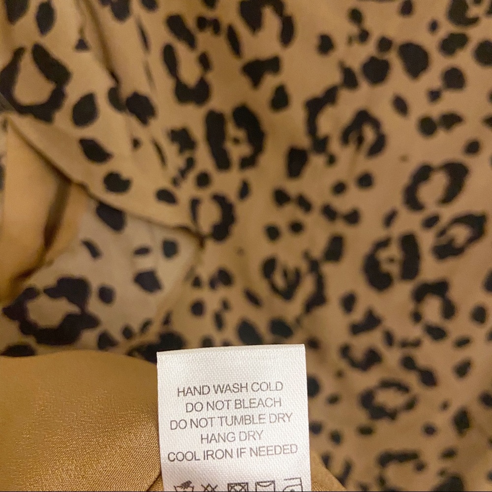 SOLD Lovers+Friends Leopard Ruffle Romper FLAW - Picture 8 of 12